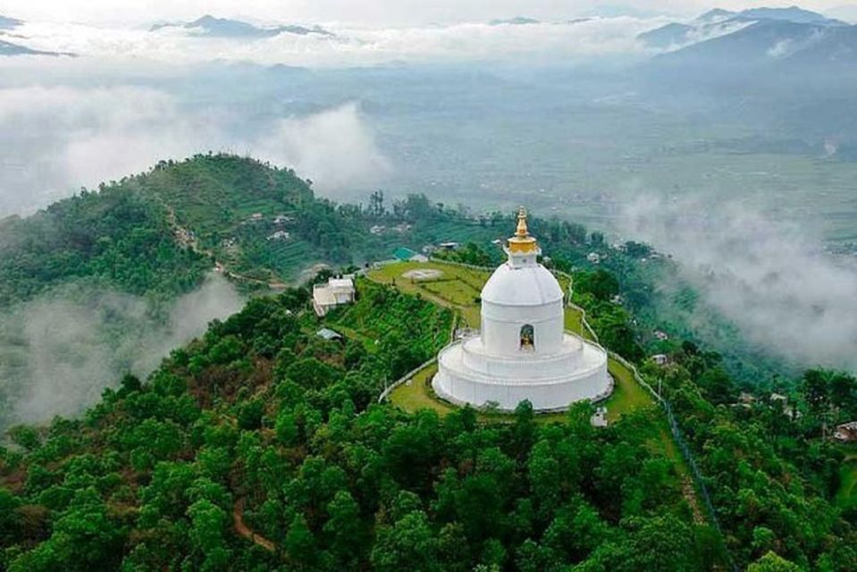 Pokhara: Pokhara Highlights Tour by Bus - Getting started: Lakeside pickup and the “bus day” reality