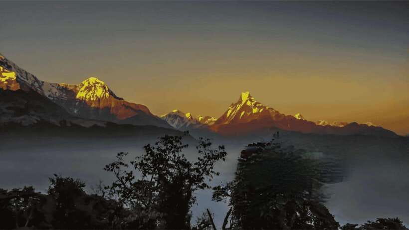 Pokhara: Sarangkot Sunrise & Panoramic Annapurna View Tour - The view you’re really paying for: Annapurna, Dhaulagiri, and Machhapuchhre