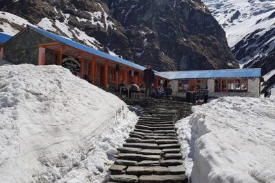 Private 7 - Day Annapurna Base Camp Trekking - The route day by day: from Chhomrong views to Jhinu Danda hot springs