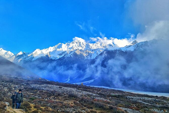 Private 8 - Day Langtang Trekking - Day 2: Forest trekking into Langtang National Park toward Lama Hotel