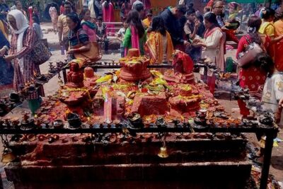 Private Half Day Budhanilkantha Tour - The Sleeping Vishnu statue: size, materials, and the mystery