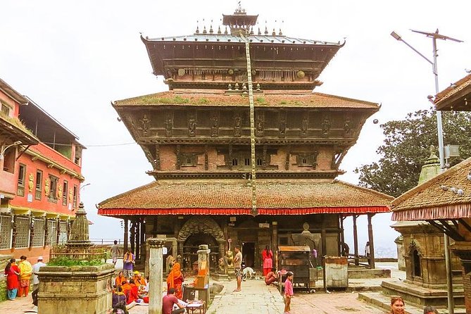 Private half day Medieval Kirtipur town with Newari food tasting trip - Stop 1: Uma Maheshwor Temple (Kwacho Dega) and the feel of Kirtipur’s pagoda style