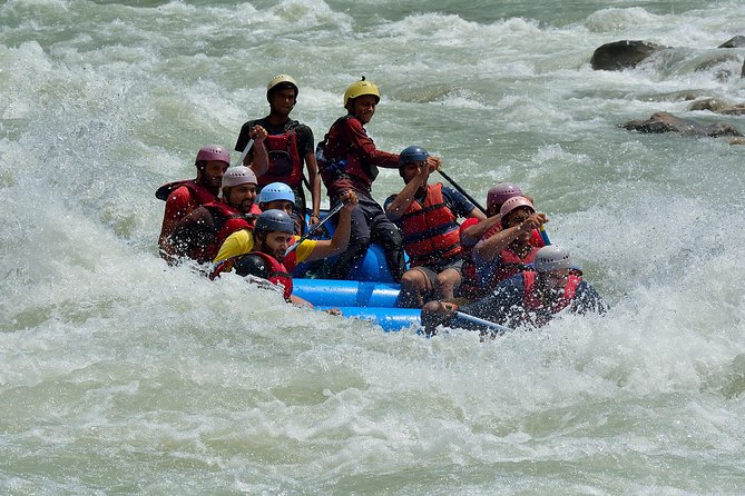 Rafting Brahmpuri Down (9 km) - Brahmpuri Down: a gentle rafting win on the Ganges