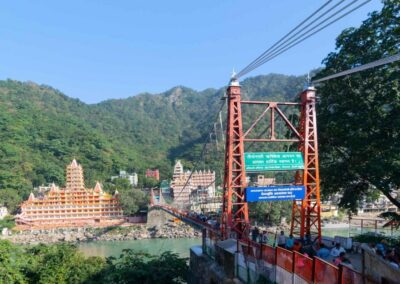 Rishikesh Walking Tour (2 Hours Guided Walking Tour) - The guide experience: infotainment works when the language lands