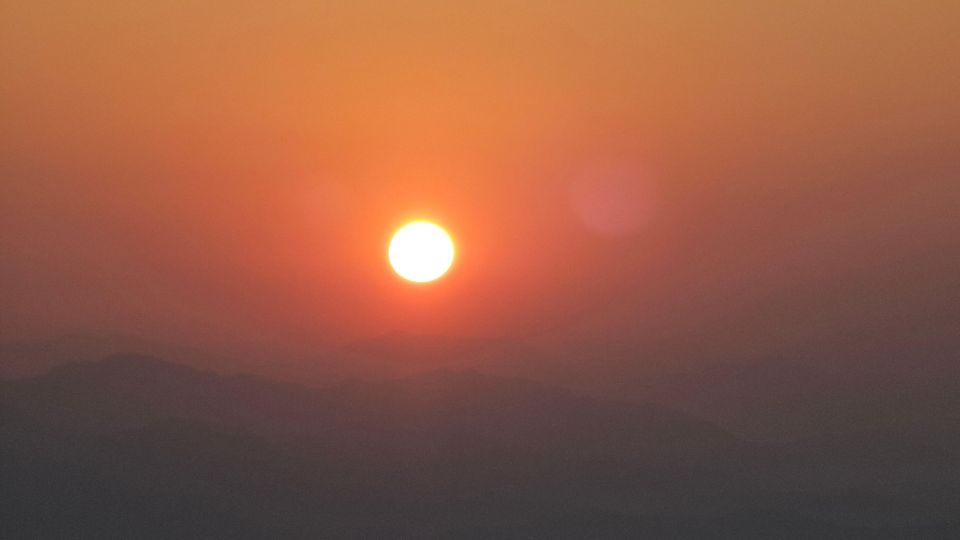 Sunrise Day Hike in Rishikesh - Kunjapuri Hill at 1,645 meters: where the sunrise hunt starts