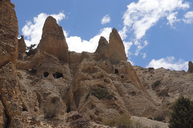 Upper Mustang Trekking - Kagbeni and the restricted gate: Chhusang onward